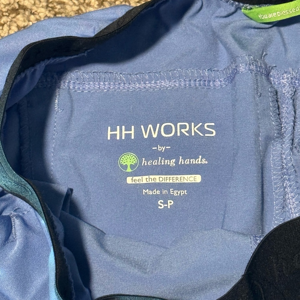 Healing Hands Scrub Set - Picture 6 of 7